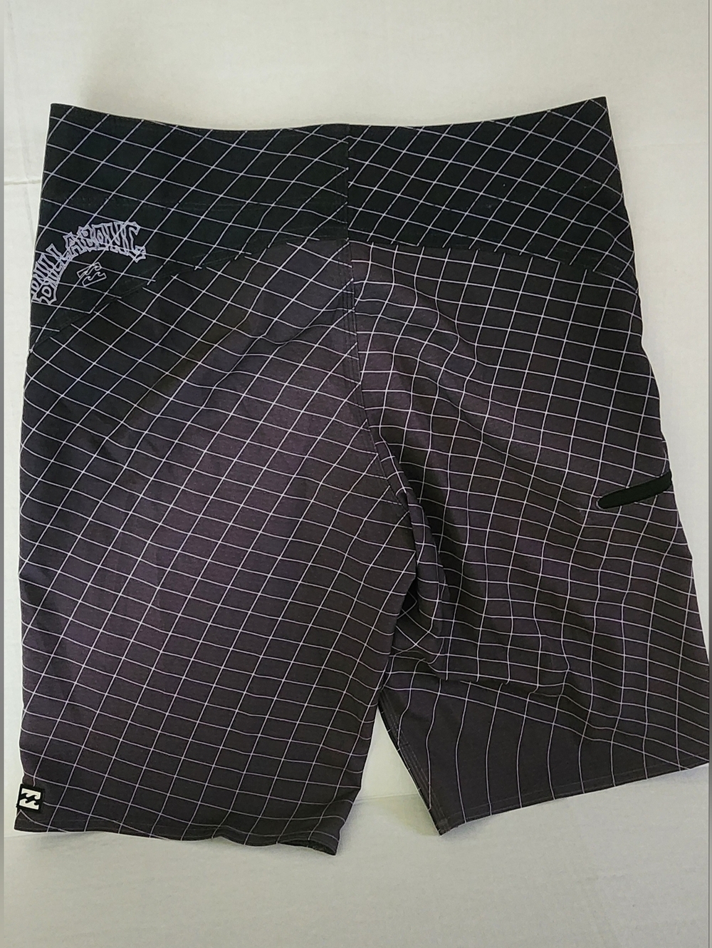 Billabong Black and Purple Grid Men's Fluid Pro Boardshorts 28 NWT - Picture 6 of 12